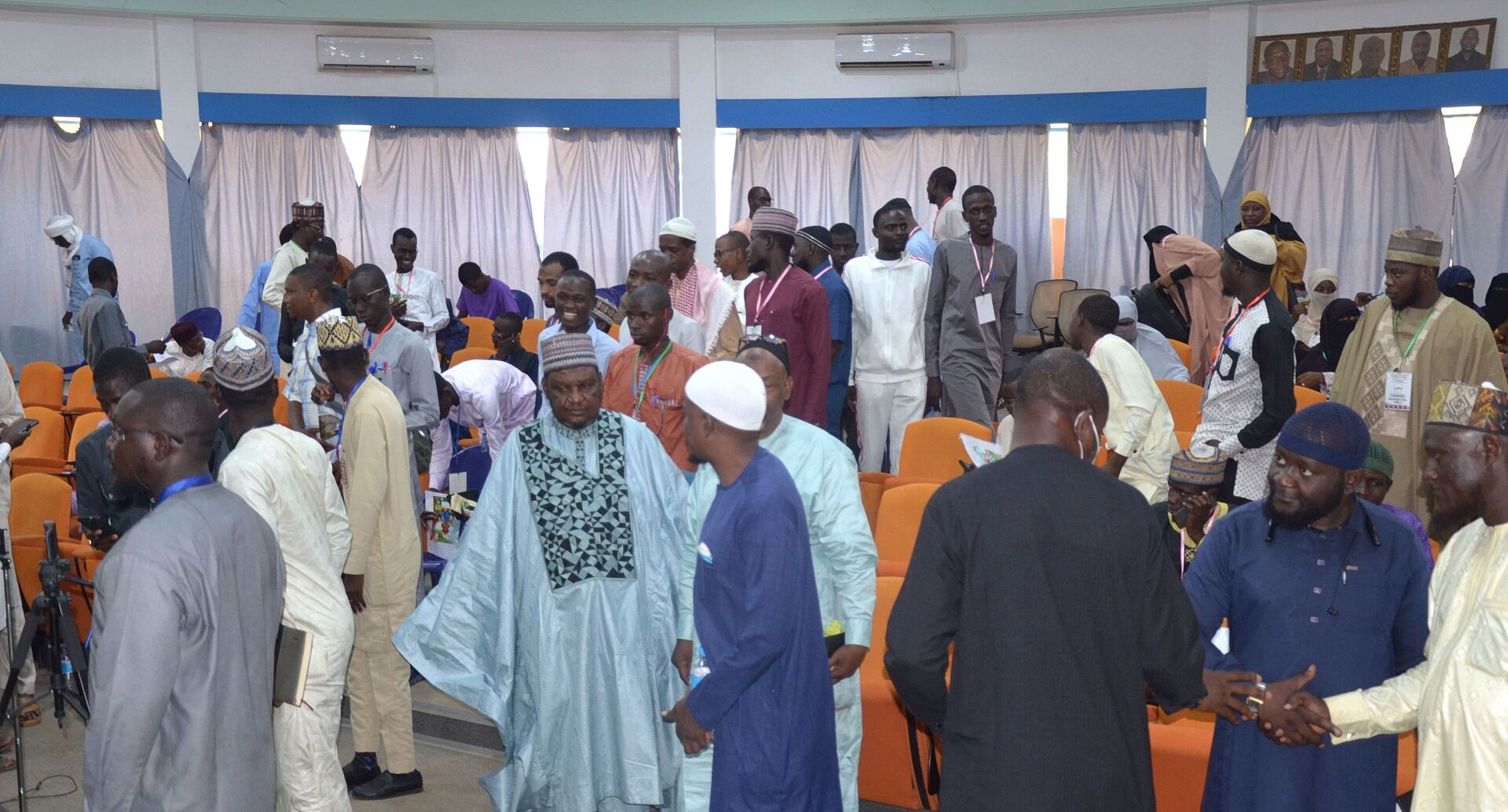 Participants rassemblés lors du 8e Congrès Ordinaire de l'AEMN à Niamey